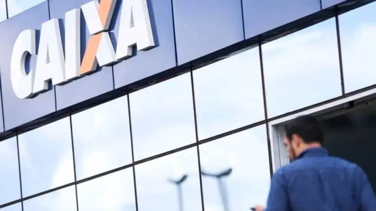 Quem recebe Auxílio Brasil pode fazer empréstimo na Caixa Econômica?