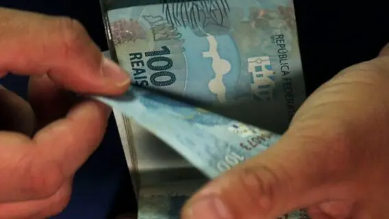 Quem tem nome sujo pode fazer empréstimo do Auxílio Brasil?