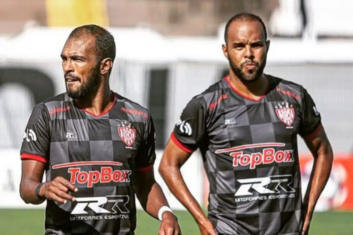 Raí e Sócrates são irmãos