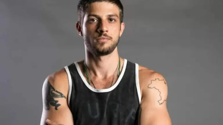 Tatuagens Chay Suede: 13 desenhos que o ator tem pelo corpo