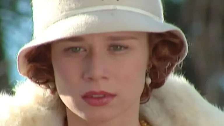 Após golpe de Jezebel, Ana Francisca fica pobre em Chocolate com Pimenta