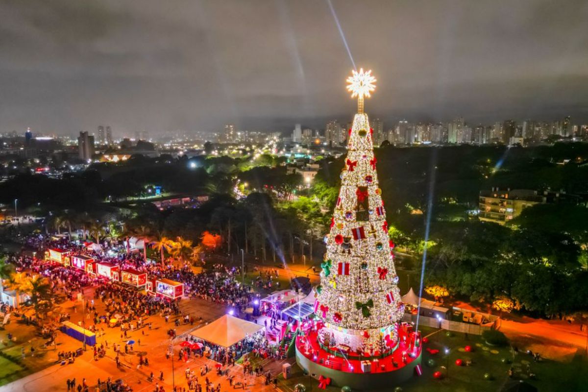 Árvore de Natal Villa-Lobos em São Paulo: horário e como visitar em 2022
