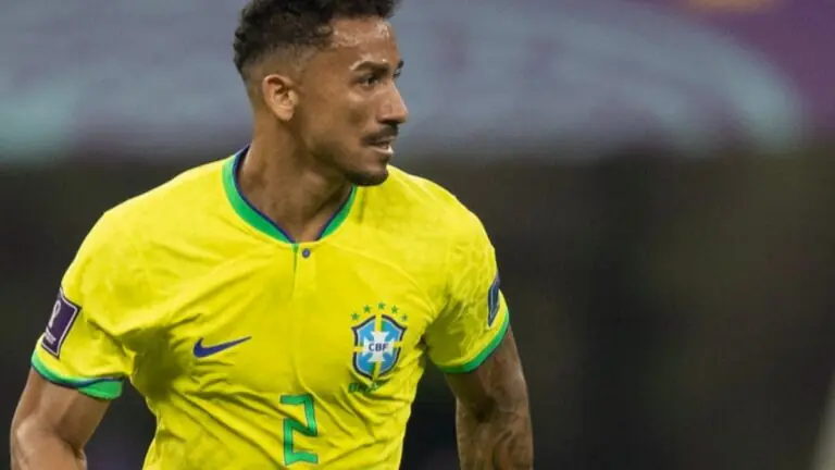 Quem entra no lugar de Neymar e Danilo na Copa do Mundo?