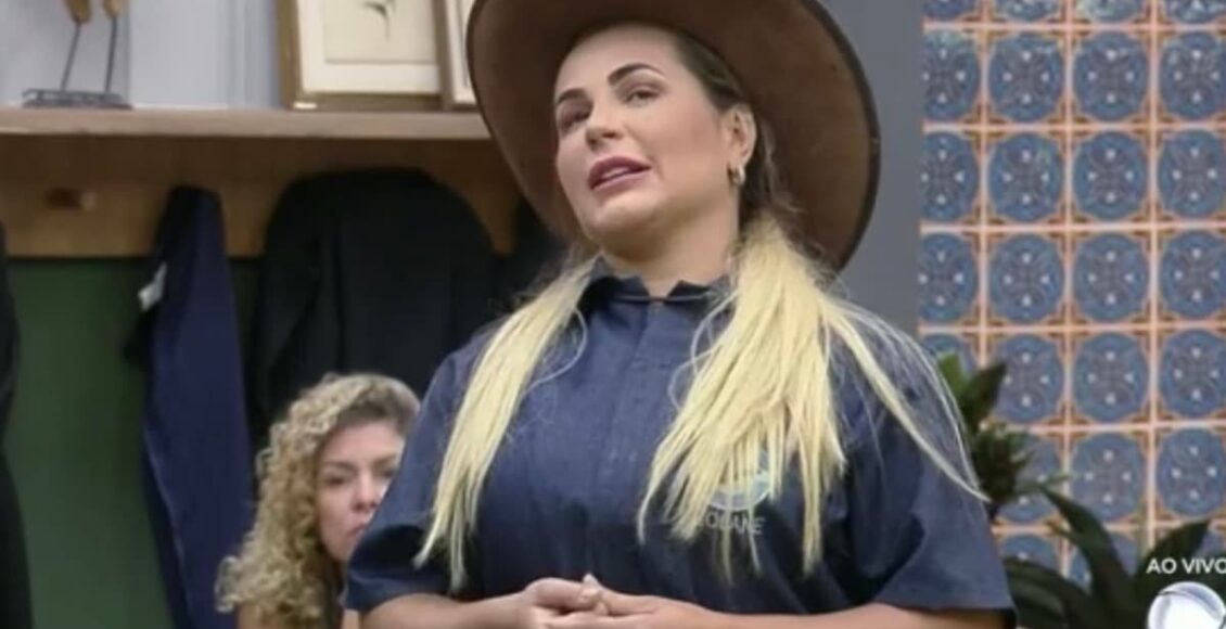 Deolane é a nova fazendeira