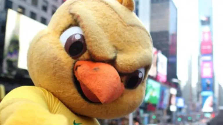 Canarinho pistola? Veja o mascote da Seleção Brasileira 2022?