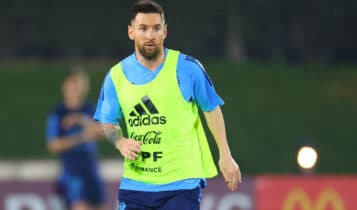 Messi perde pênalti