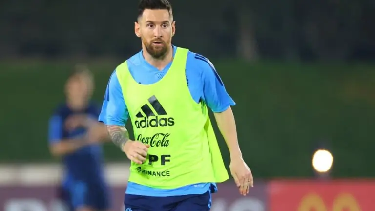 VÍDEO: Messi perde pênalti contra a Polônia na Copa do Mundo