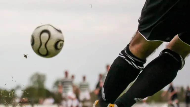 Messi vs Lewandowski: quem é melhor? Veja os números