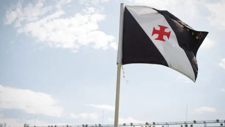 Próximo jogo do Vasco pode levar time à Série A do Brasileirão; veja data