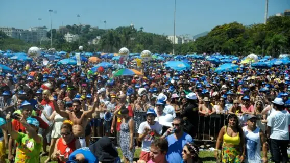 Quantas pessoas têm no mundo? População bate 8 bilhões