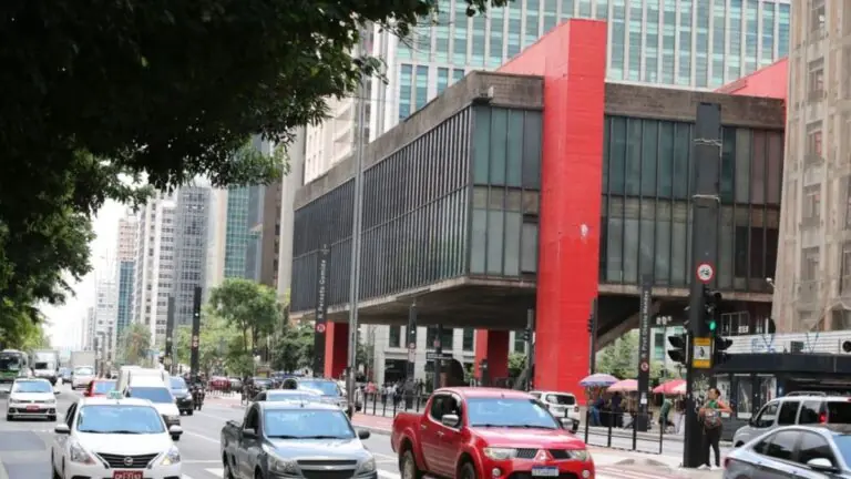 Rodízio de carros em São Paulo está suspenso até terça, 15 de novembro