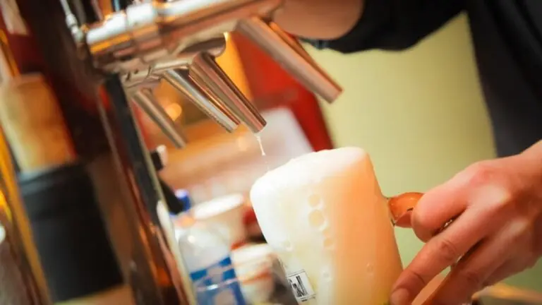 Vai ter cerveja no Catar durante a Copa e qual o preço?