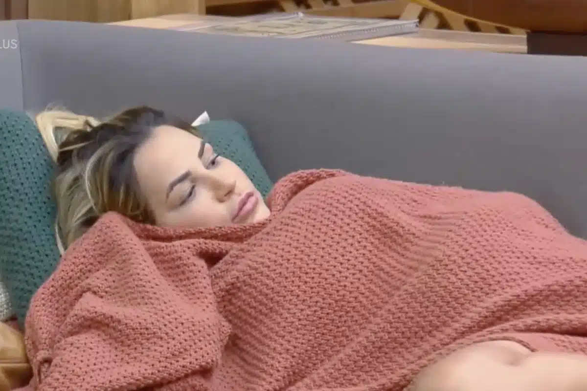 volta de Babi da roça falsa e a reação de Deolane