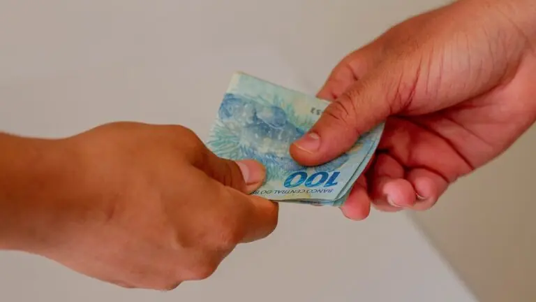 Benefício do governo em 2023: veja os 12 programas sociais do ano