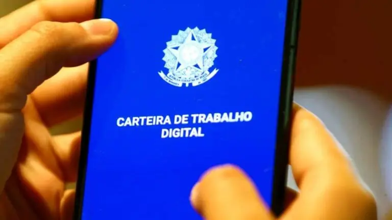 Qual o valor da multa do décimo terceiro atrasado 2022?