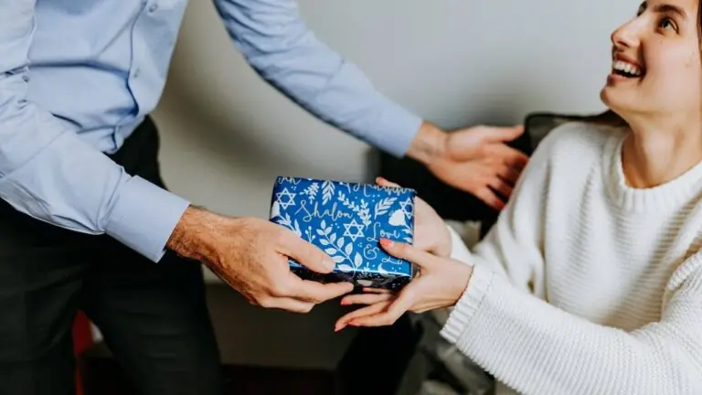 Trocar presente de Natal: o que o cliente pode ou não fazer em 2022?