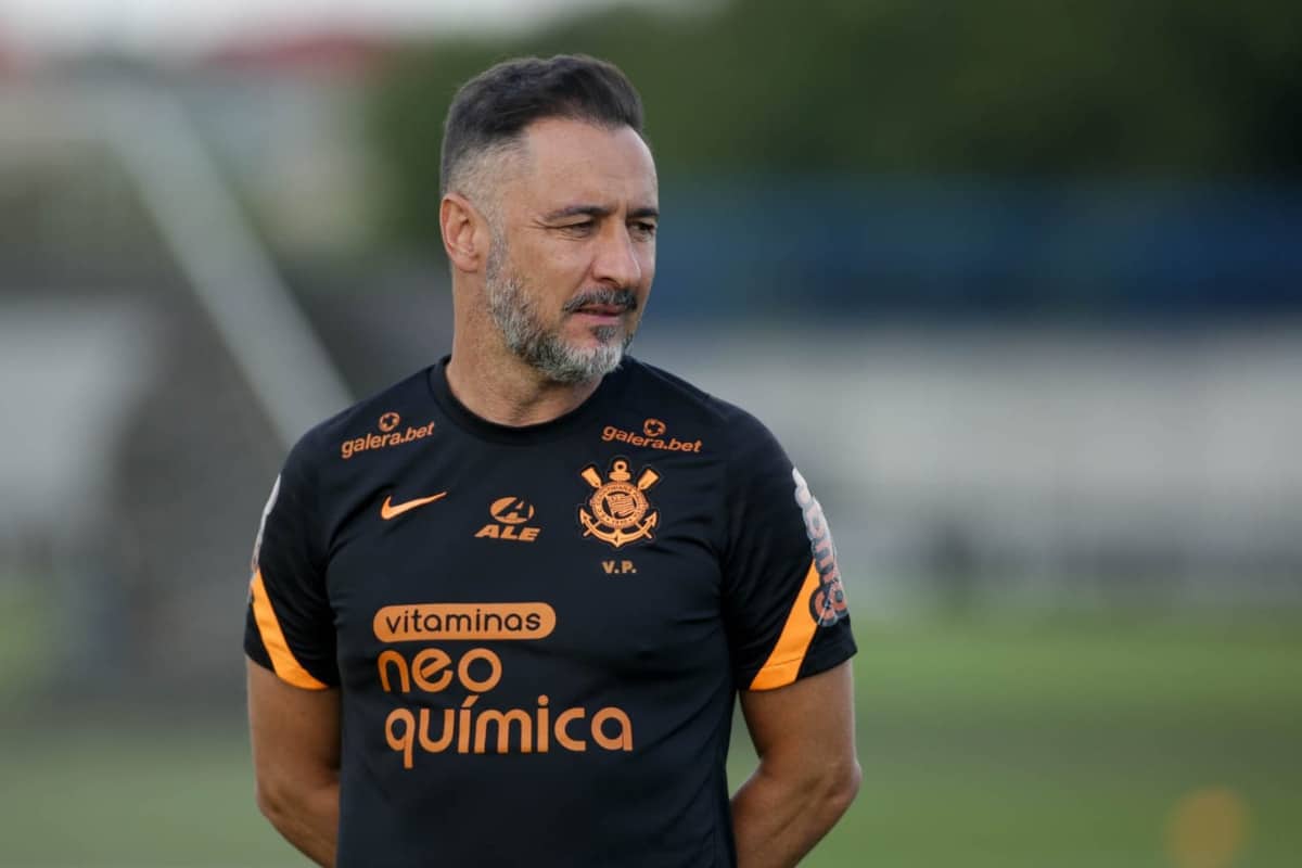 Qual vai ser o salário do Vitor Pereira no Flamengo em 2023?