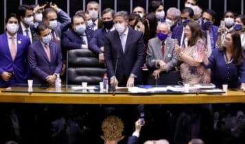 Câmara dos Deputados: conheça os candidatos para a presidência da Casa em 2023 Foto mostra Câmara dos Deputados durante a eleição de Arhur Lira para presidente da Casa, em 2021