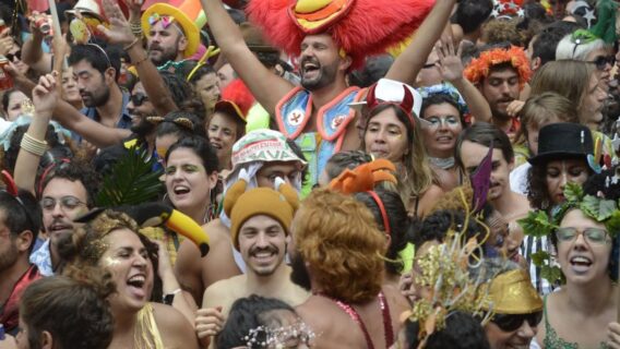 Carnaval é feriado ou ponto facultativo? Veja cidades onde folga é garantida