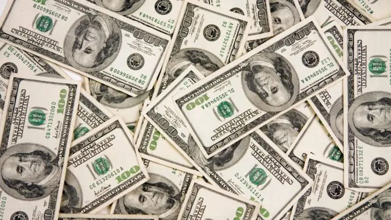 Banco Central revisa fluxo cambial e dado fica negativo: o que isso significa?