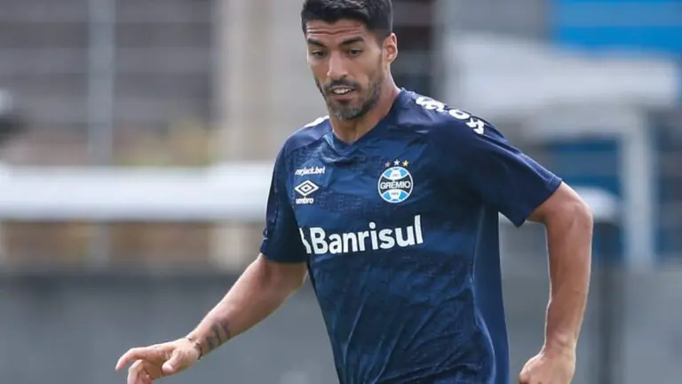 Luis Suárez vai jogar hoje pelo Grêmio, na final Recopa Gaúcha 2023?