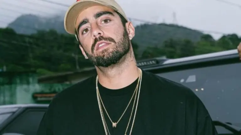 Web cobra patrocinadores de Pedro Scooby após polêmica com Luana