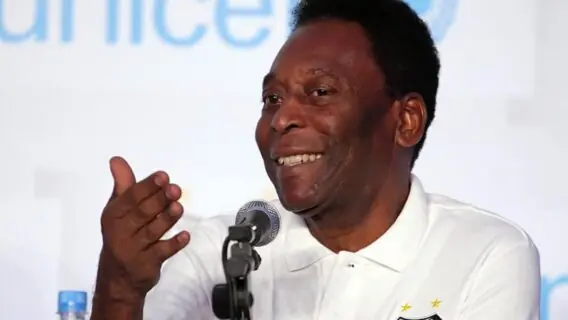 Pelé jogou pelo Vasco na carreira? Entenda a história