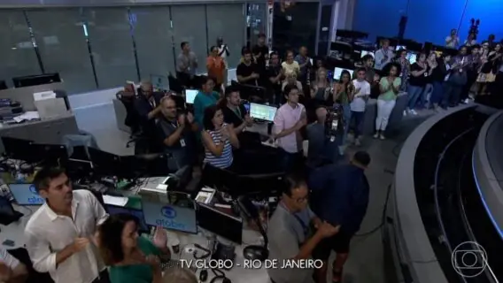 Jornal Nacional faz homenagem à Glória Maria e comove público
