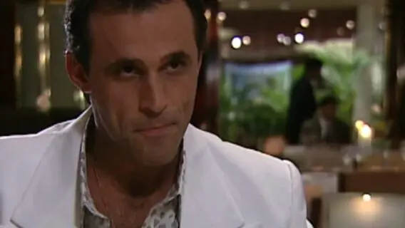 Quem mata Ralf em O Rei do Gado?