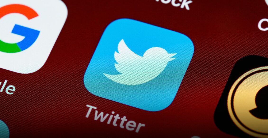 Elon Musk demite 200 funcionários do Twitter