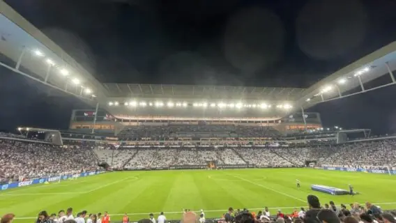 Com dívida de quase R$ 1 bilhão, o Corinthians vai vender a Neo Química Arena?