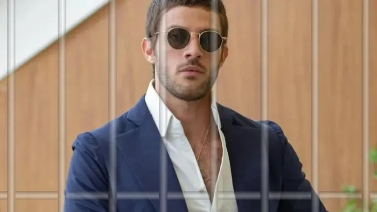 Ari vai preso após roubar Guerra na novela Travessia?