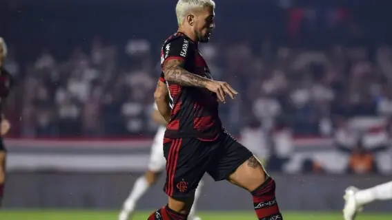 Quem errou o pênalti do Flamengo na final da Recopa 2023?
