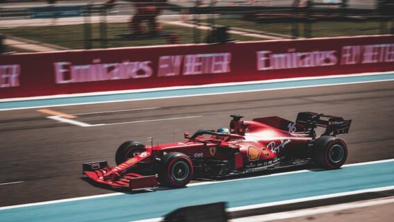 A Fórmula 1 hoje vai passar na BAND? Assistir AO VIVO o GP Arábia Saudita 2023