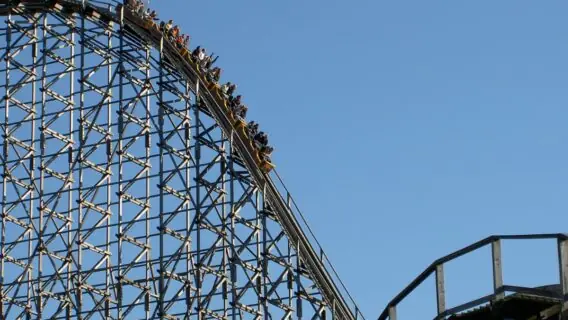 Hopi Hari: mulheres entram de graça no mês de março; veja regras