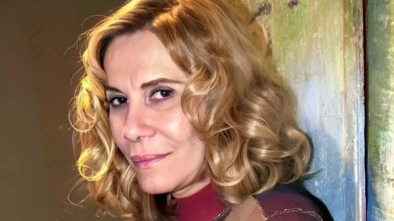 Que dia estreia a novela Senhora do Destino no Viva?