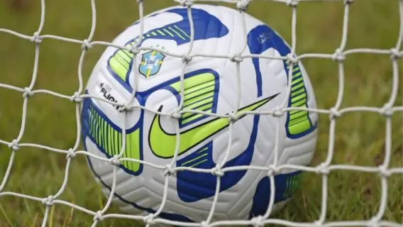 Conheça a bola do Brasileirão 2023 e saiba quanto custa