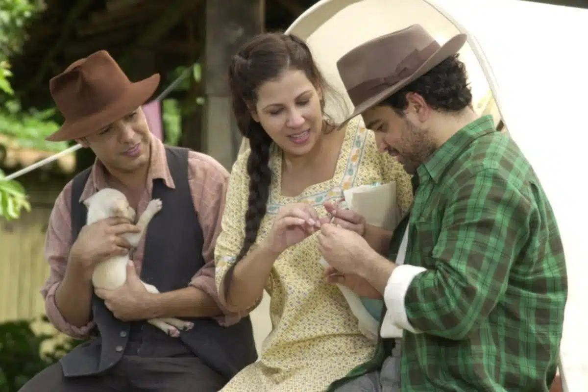 final de Dália em Chocolate com Pimenta