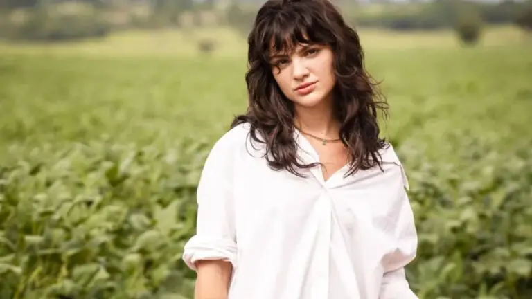 Qual o significado no nome Petra, personagem de Terra e Paixão