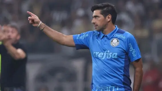 Onde assistir a entrevista do Abel Ferreira completa após polêmica