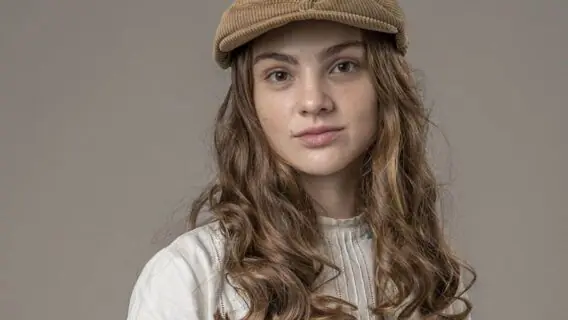 Debora Ozório Além da Ilusão: quem é a atriz que interpreta Olivia