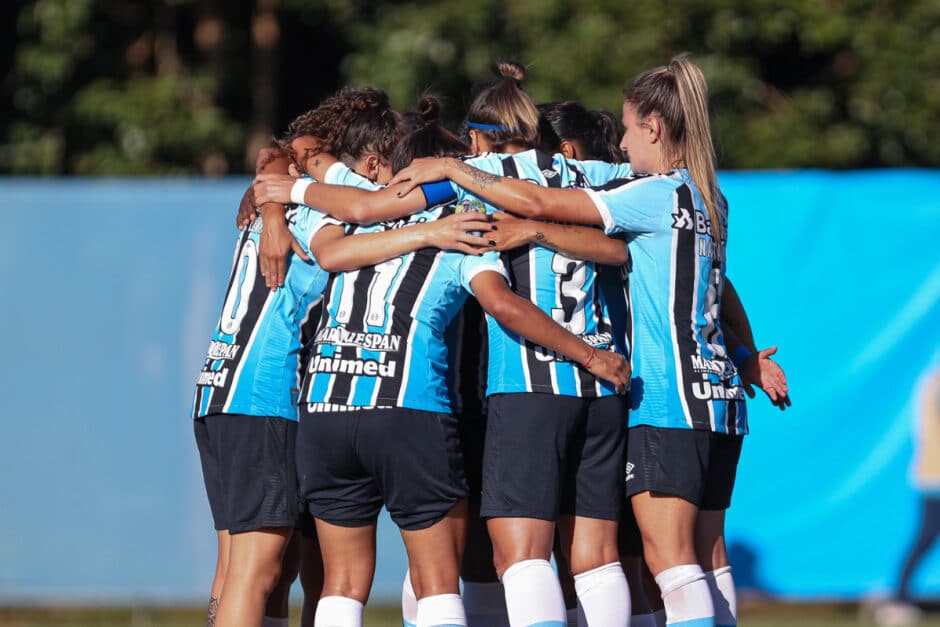 Como assistir Athletico PR x Grêmio feminino hoje no Brasileirão