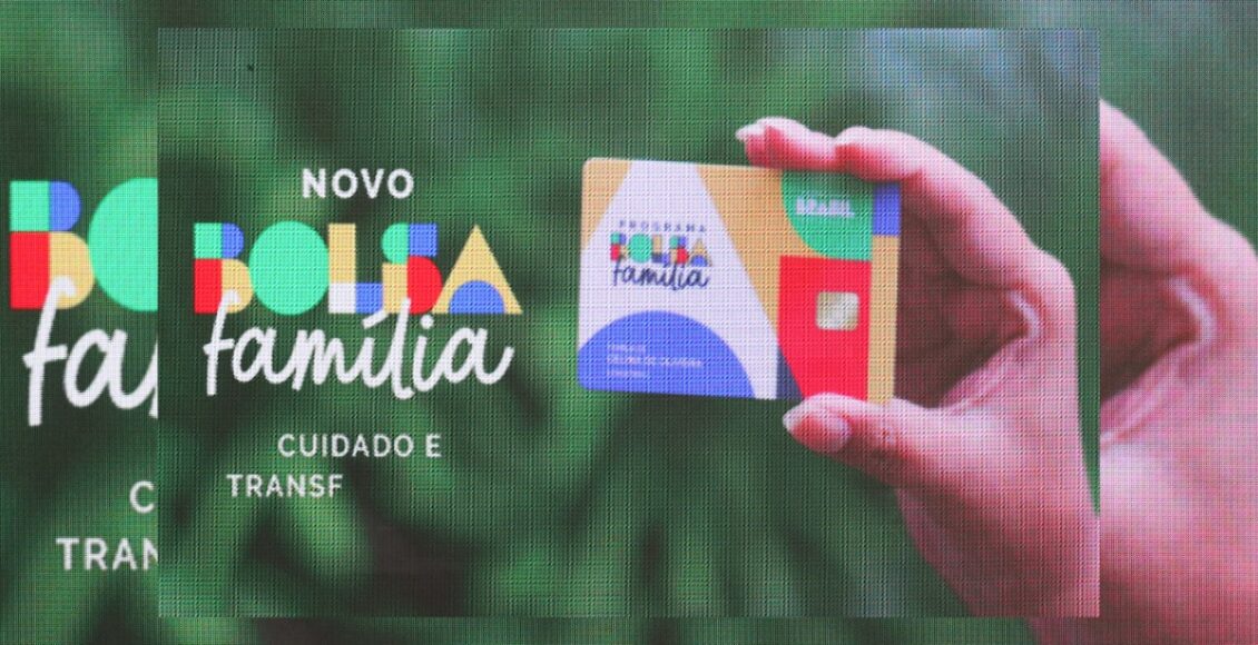 Quem teve o Bolsa Família bloqueado recebe atrasado