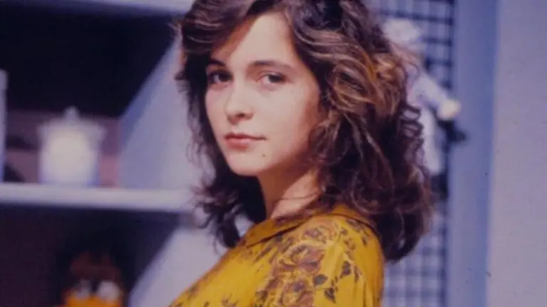 Qual o final de Clara em Barriga de Aluguel?