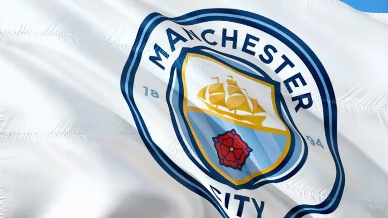 Qual foi a maior derrota do Manchester City na história do futebol inglês?