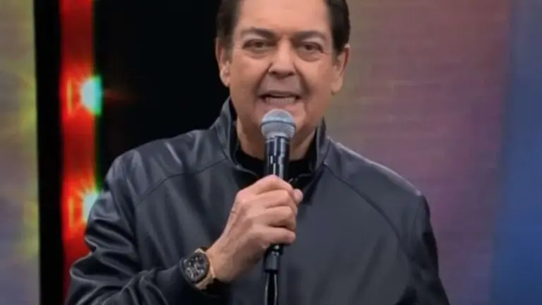 Por que o Faustão não apresentou o programa hoje?