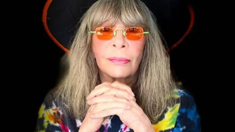 Fanática pelo Corinthians, Rita Lee fez até música para o Timão