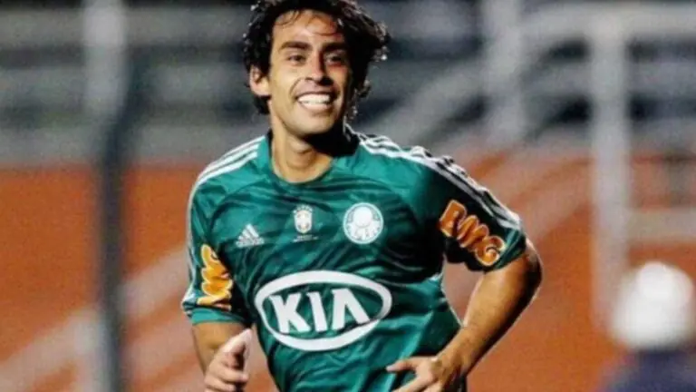 Ídolo do Palmeiras, quantos gols o Valdivia tem na carreira?
