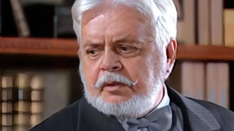 Conde Klaus fica com quem no final Chocolate com Pimenta?