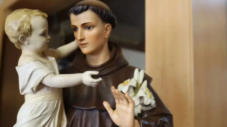 Oração de Santo Antonio que não falha nas causas difíceis